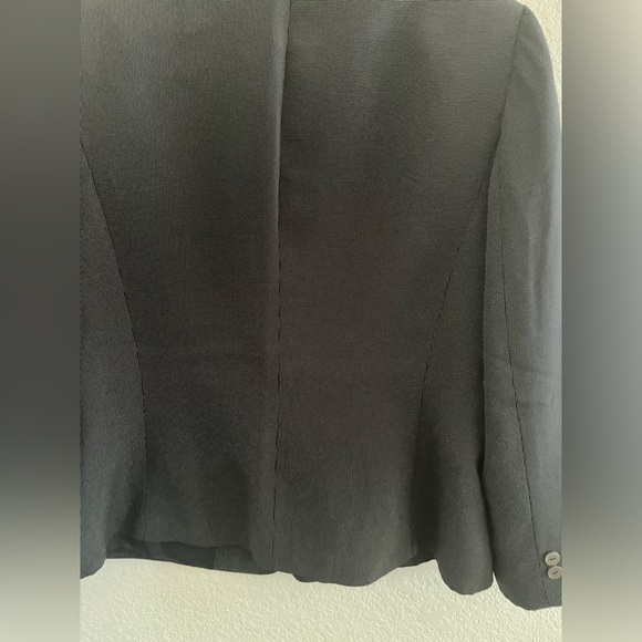 Tahari - Arthur Levine micro-polkadot Blazer - Picture 5 of 5